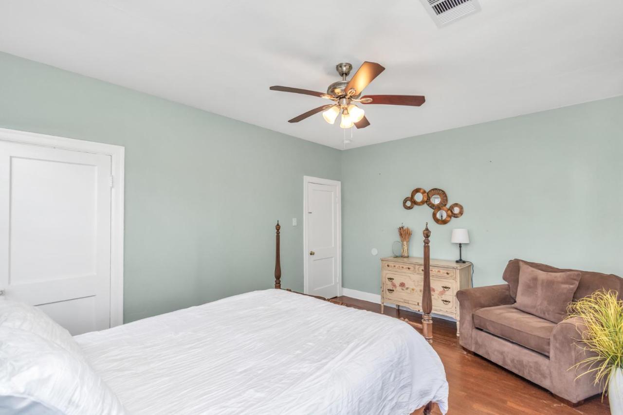 2 Kitchens,2 Living Rooms,4 Bedrooms-Close To All! Galveston Exterior foto