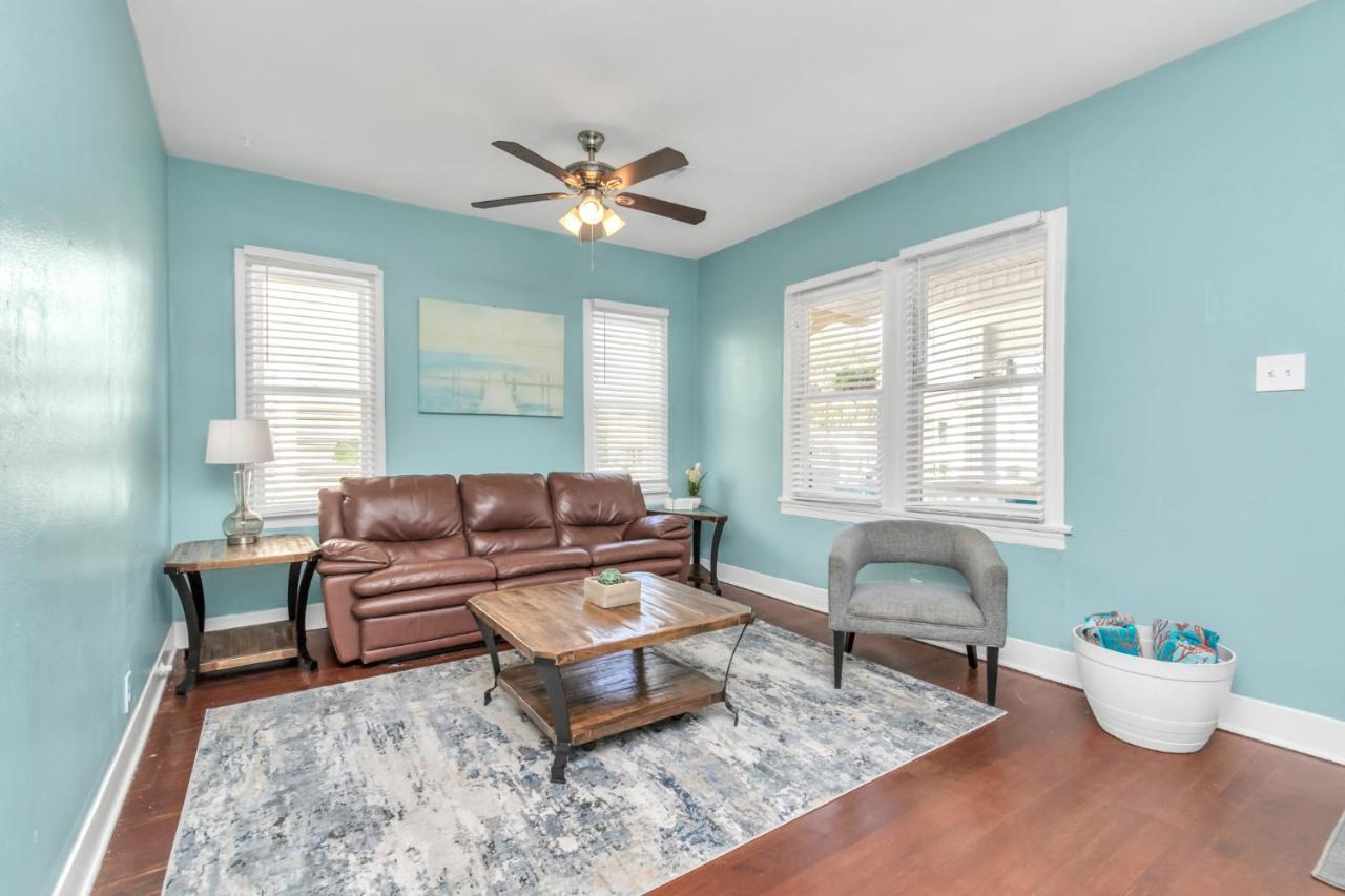2 Kitchens,2 Living Rooms,4 Bedrooms-Close To All! Galveston Exterior foto