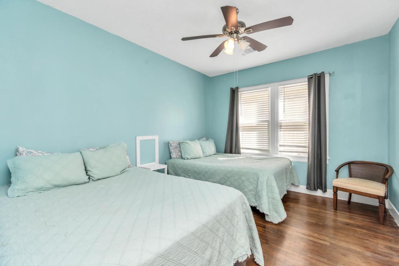 2 Kitchens,2 Living Rooms,4 Bedrooms-Close To All! Galveston Exterior foto